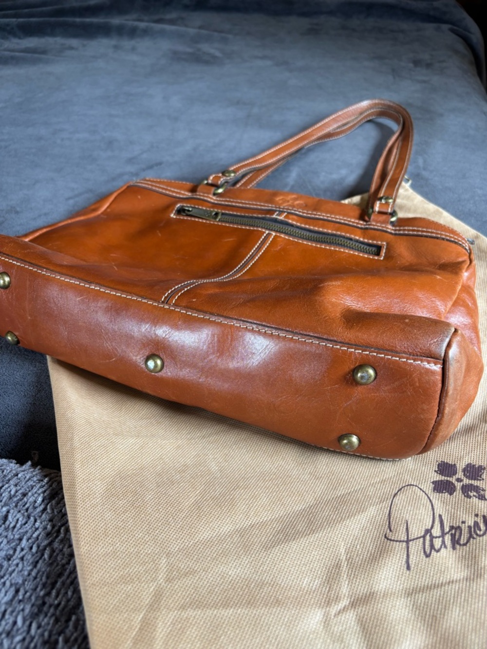 Patricia Nash Poppy Tote (Poppy Satchel), Heritage Tan Full Grain Leather Purse - Picture 4 of 16